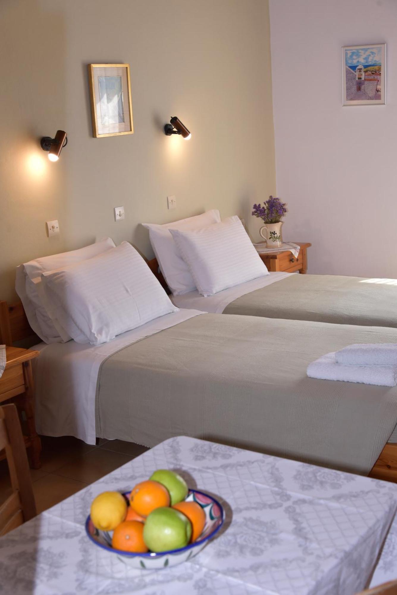 Evanthia Toroz Rooms & Studios Μήθυμνα Εξωτερικό φωτογραφία